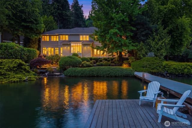 Property photo for 5412 96th Avenue Se, Mercer Island, WA 98040