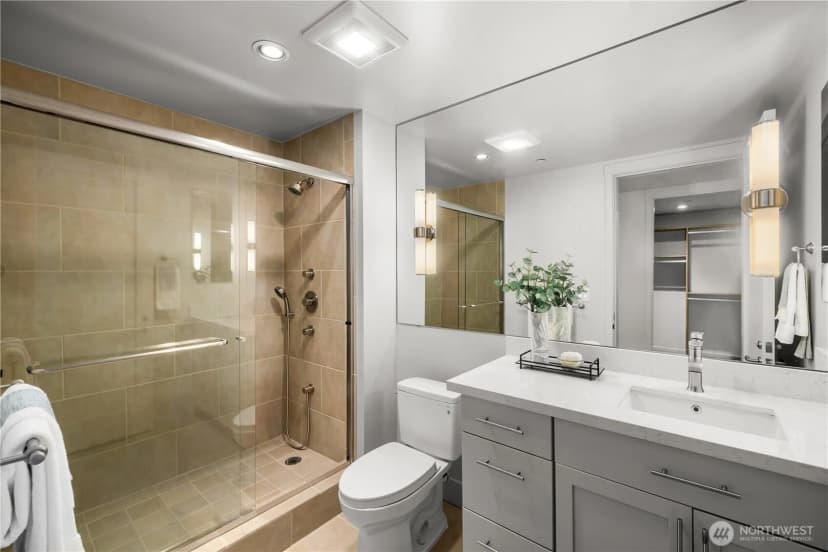 Property photo for 4323 E Lake Sammamish Parkway Se #4323, Issaquah photo 18