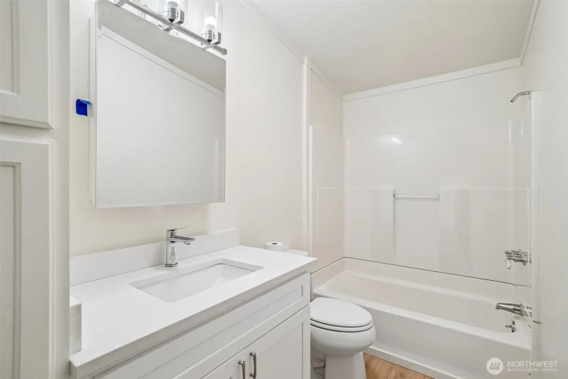 Property photo for 215 105th Avenue E, Edgewood photo 23