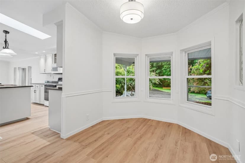 Property photo for 215 105th Avenue E, Edgewood photo 16