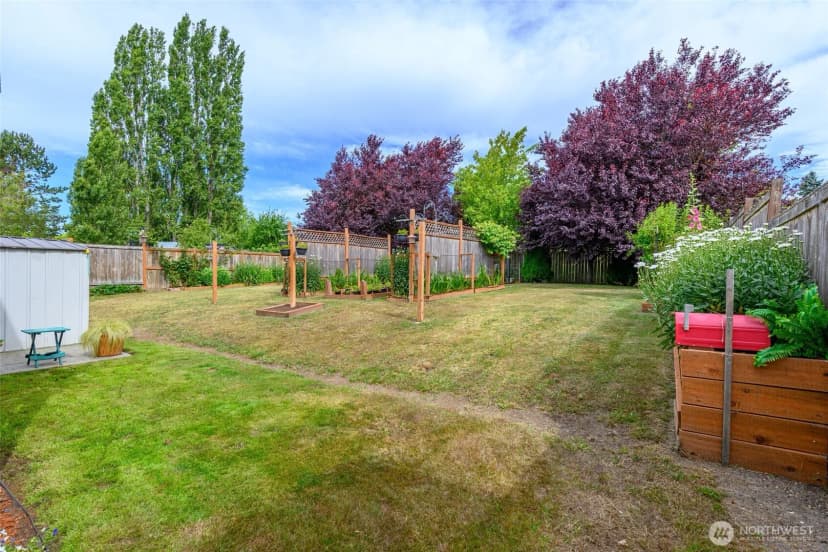 Property photo for 1086 Landing Circle, Oak Harbor photo 33