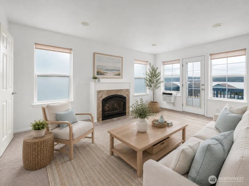 Property photo for 1086 Landing Circle, Oak Harbor photo 11
