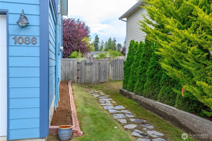 Property photo for 1086 Landing Circle, Oak Harbor photo 35