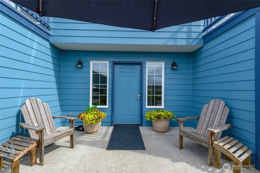 Property photo for 1086 Landing Circle, Oak Harbor photo 6