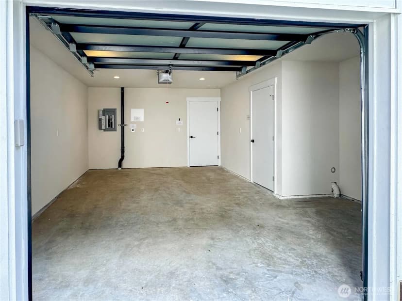 Property photo for 6947 42nd Avenue S, Seattle photo 22