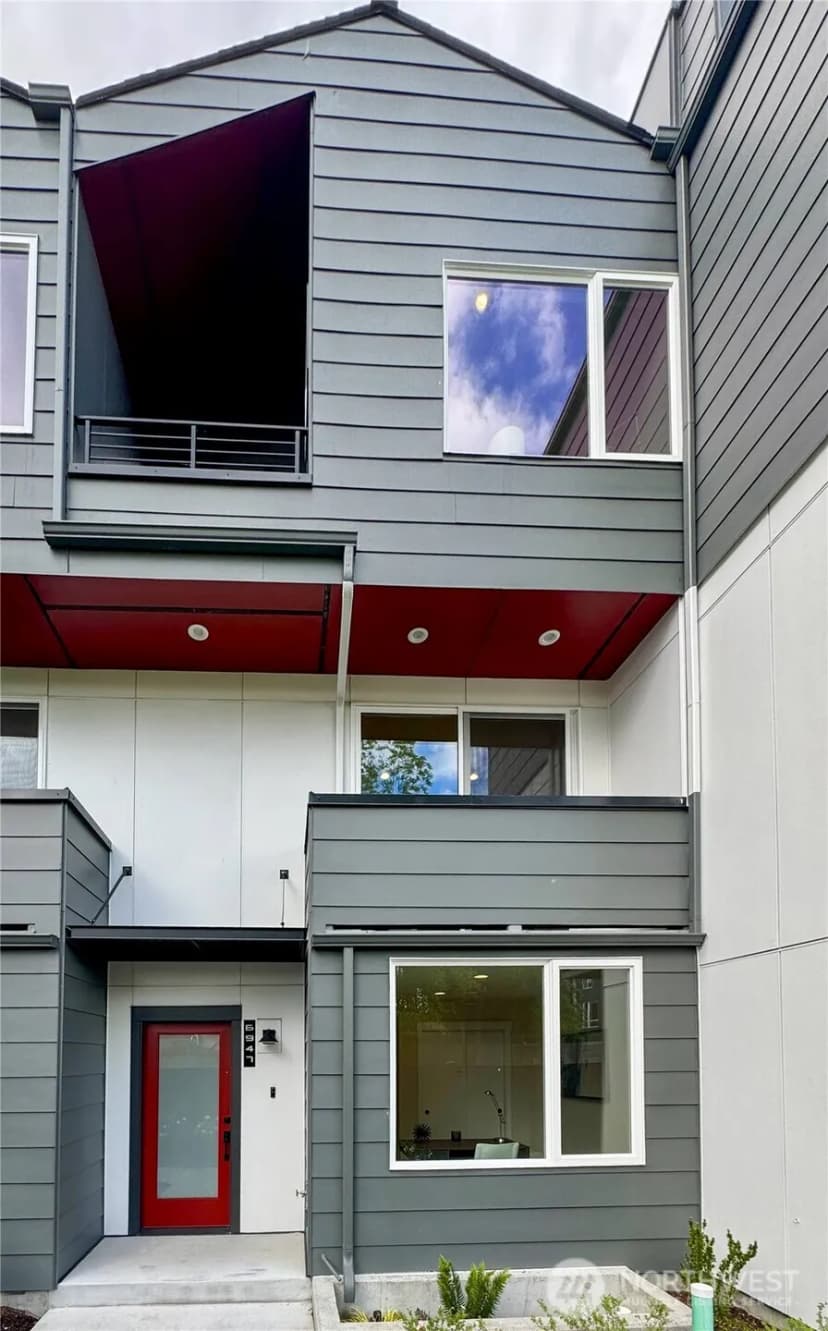 Property photo for 6947 42nd Avenue S, Seattle photo 23
