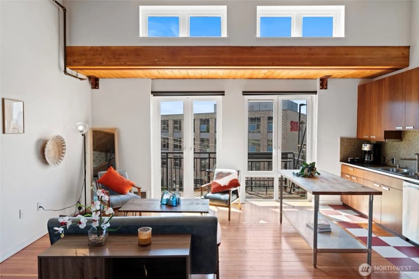 Property photo for 1408 12th Avenue #507, Seattle photo 10