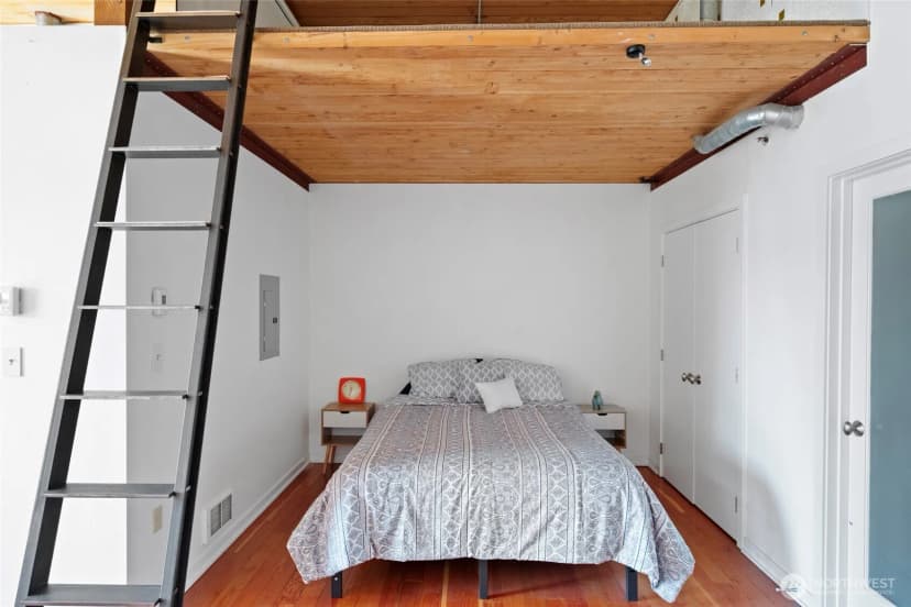 Property photo for 1408 12th Avenue #507, Seattle photo 17
