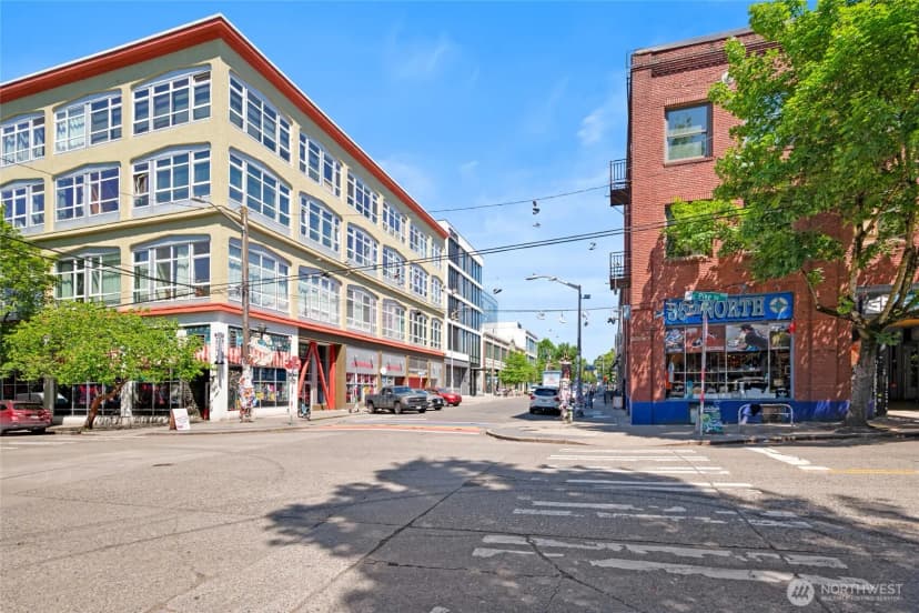 Property photo for 1408 12th Avenue #507, Seattle photo 35