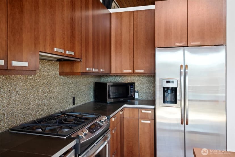 Property photo for 1408 12th Avenue #507, Seattle photo 16