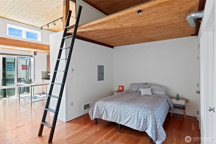 Property photo for 1408 12th Avenue #507, Seattle photo 18