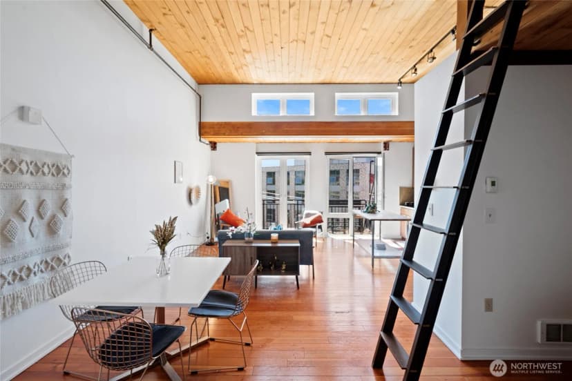 Property photo for 1408 12th Avenue #507, Seattle photo 8