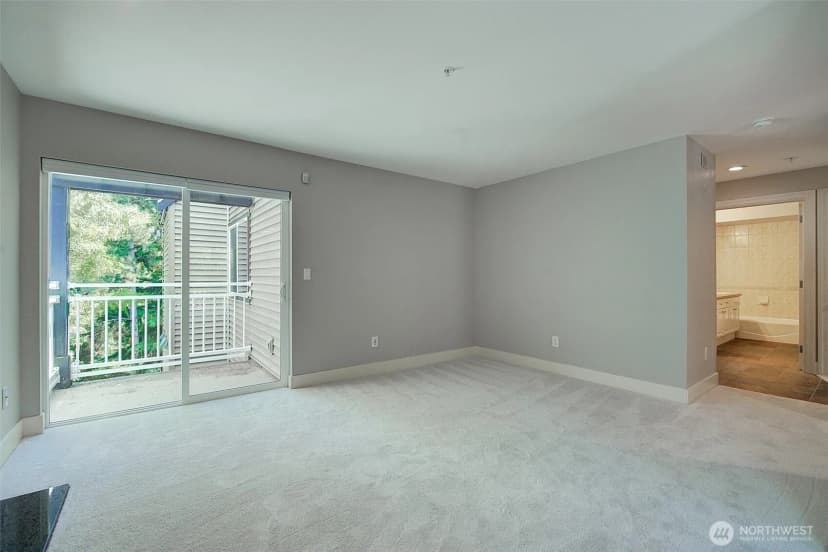 Property photo for 215 20th Avenue E #307, Seattle photo 3