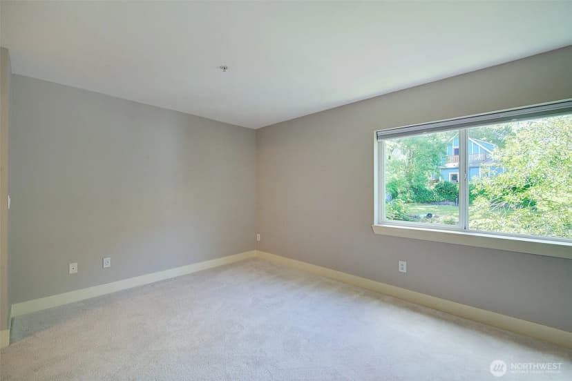 Property photo for 215 20th Avenue E #307, Seattle photo 14