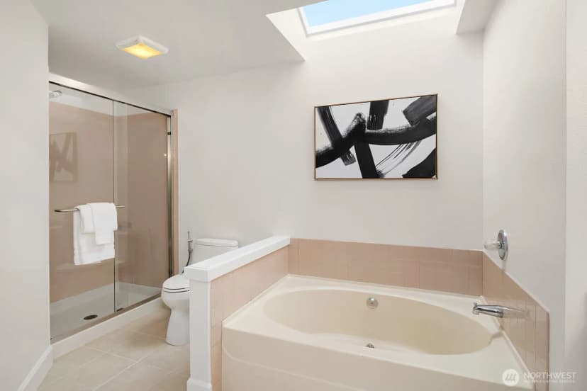 Property photo for 24544 Se 43rd Place, Sammamish photo 21