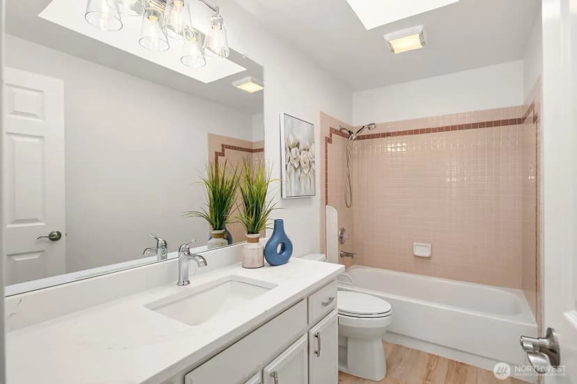 Property photo for 24544 Se 43rd Place, Sammamish photo 25