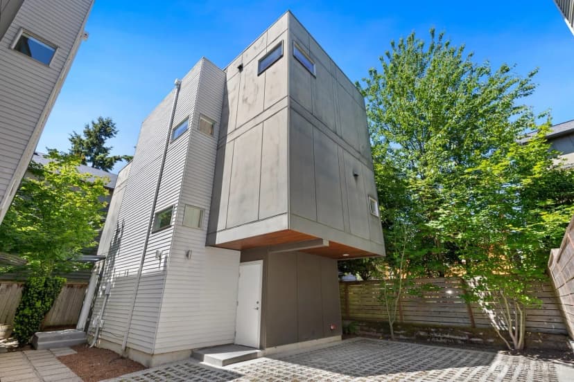 Property photo for 2640 Nw 57th Street #a, Seattle photo 2