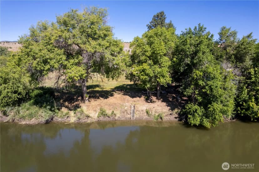 Property photo for 2080 James Street, Okanogan photo 35