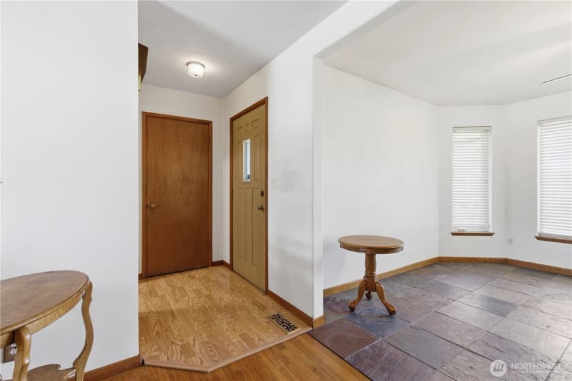Property photo for 2080 James Street, Okanogan photo 5