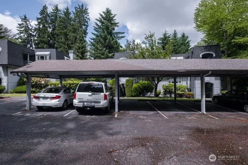 Property photo for 9912 Ne 142 Place #b201, Kirkland photo 20
