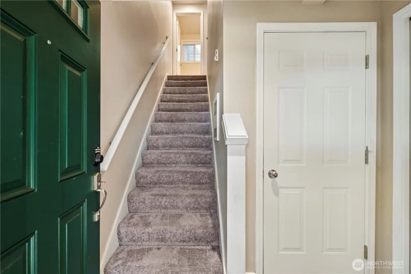 Property photo for 443 Ne Ravenna Boulevard #b, Seattle photo 4