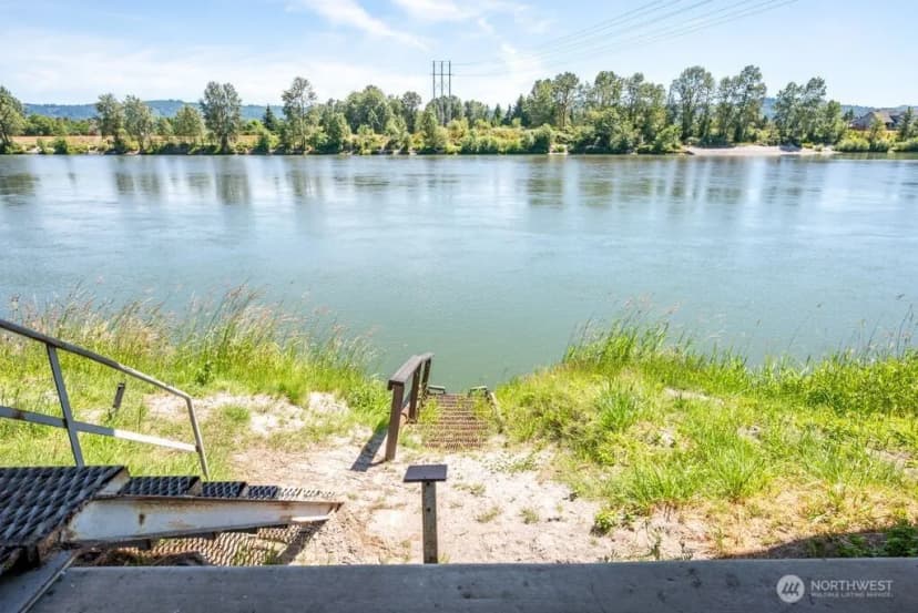 Property photo for 745 Marine View Drive, Longview photo 19