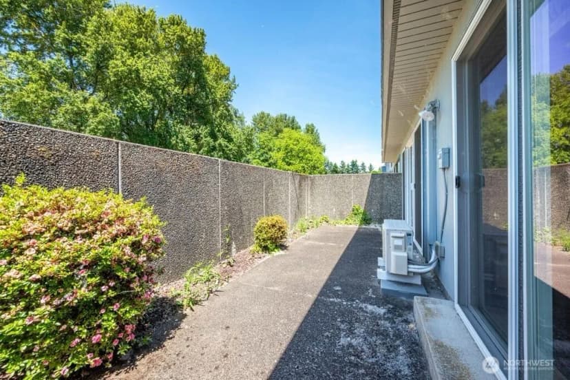 Property photo for 745 Marine View Drive, Longview photo 14