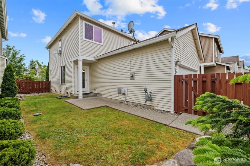 Property photo for 8369 21st Street Ne, Lake Stevens photo 30