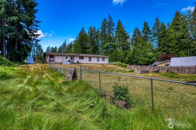 Property photo for 2026 Se Yakima Street, Port Orchard photo 3