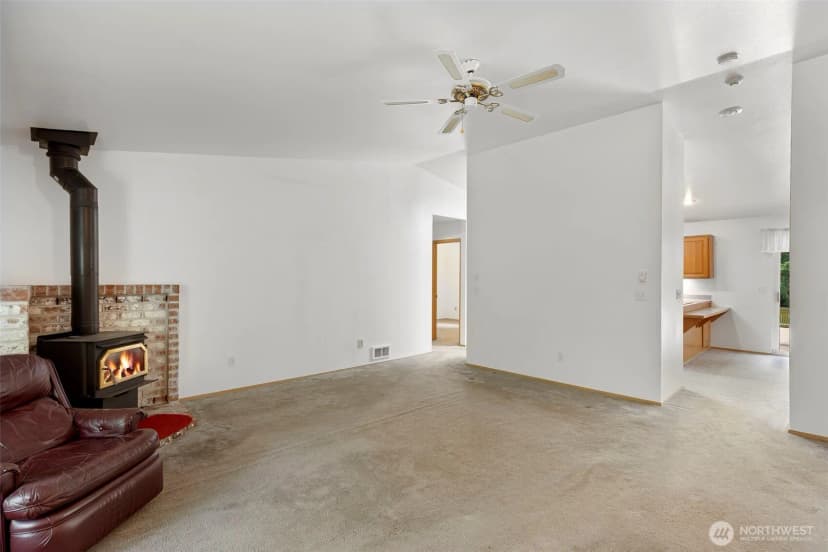 Property photo for 10615 135th Avenue Nw, Gig Harbor photo 9