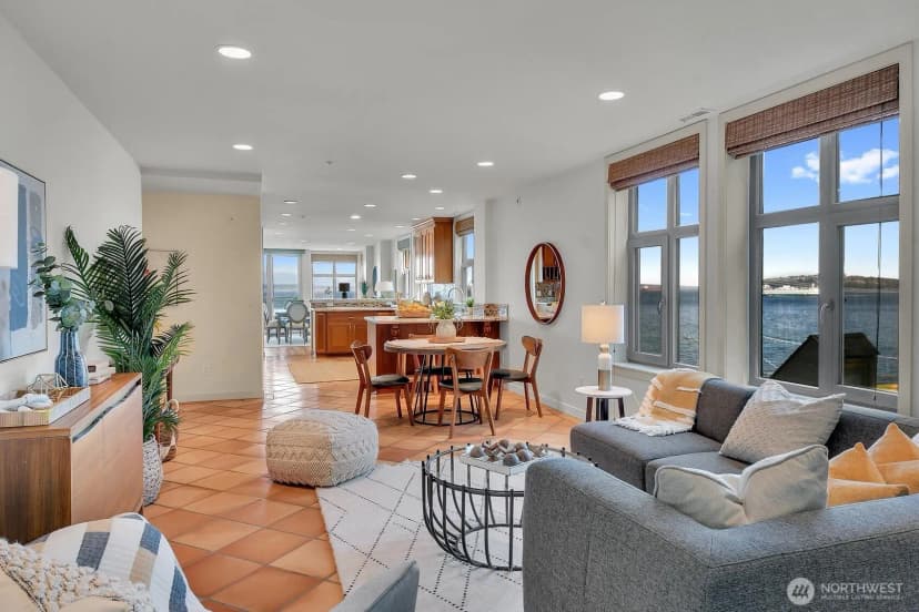 Property photo for 1374 Alki Avenue Sw #400, Seattle photo 7