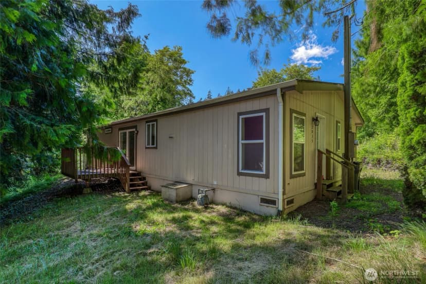 Property photo for 2035 Chico Way Nw, Bremerton photo 14