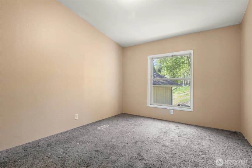 Property photo for 2035 Chico Way Nw, Bremerton photo 10