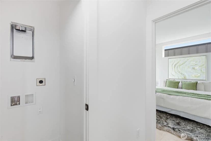 Property photo for 6221 9th Avenue Ne, Seattle photo 23