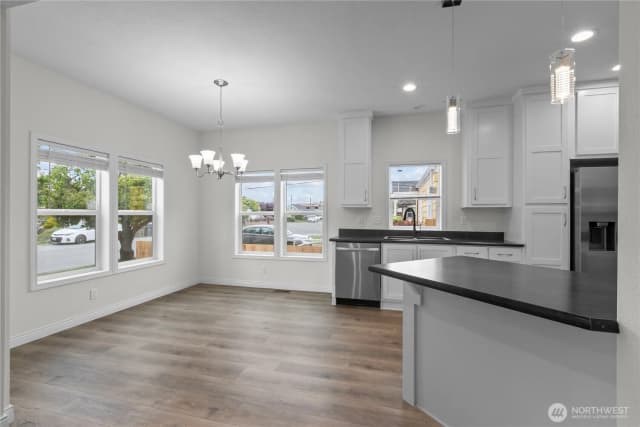 Property photo for 226 E Orange Avenue, Burlington photo 5