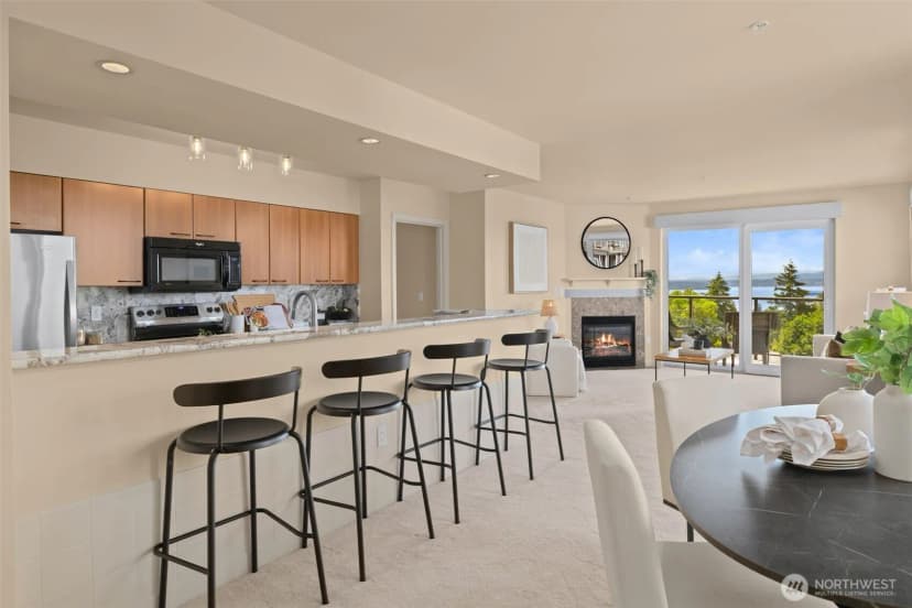 Property photo for 5001 California Avenue Sw #504, Seattle photo 3