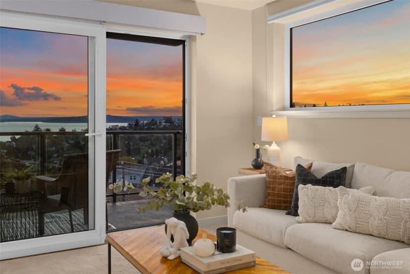 Property photo for 5001 California Avenue Sw #504, Seattle photo 9