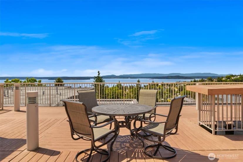 Property photo for 5001 California Avenue Sw #504, Seattle photo 33