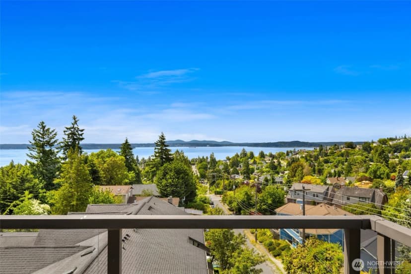 Property photo for 5001 California Avenue Sw #504, Seattle photo 28