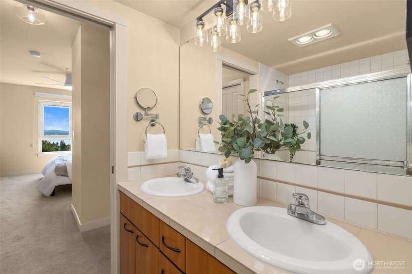 Property photo for 5001 California Avenue Sw #504, Seattle photo 22