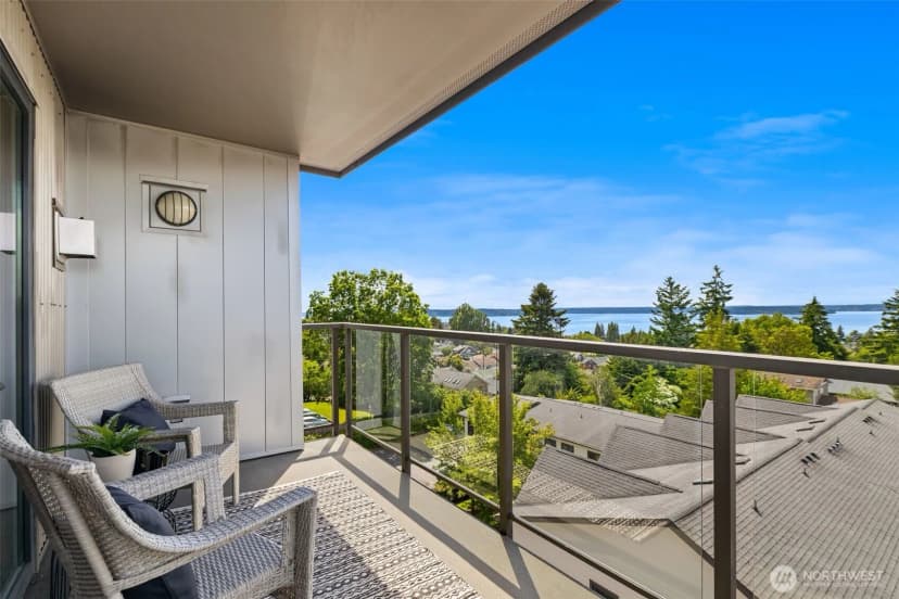 Property photo for 5001 California Avenue Sw #504, Seattle photo 26
