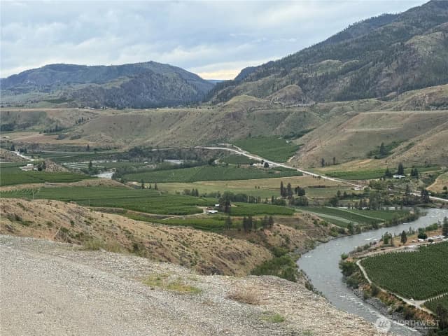 Property photo for 300 Buckhorn Mountain Drive, Pateros