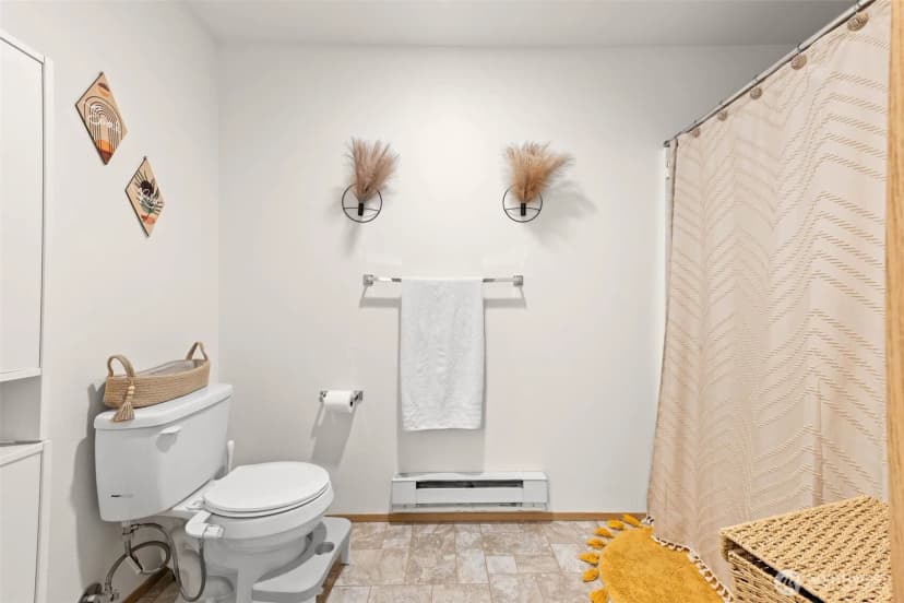 Property photo for 5801 S 232nd Place #6-6, Kent photo 23