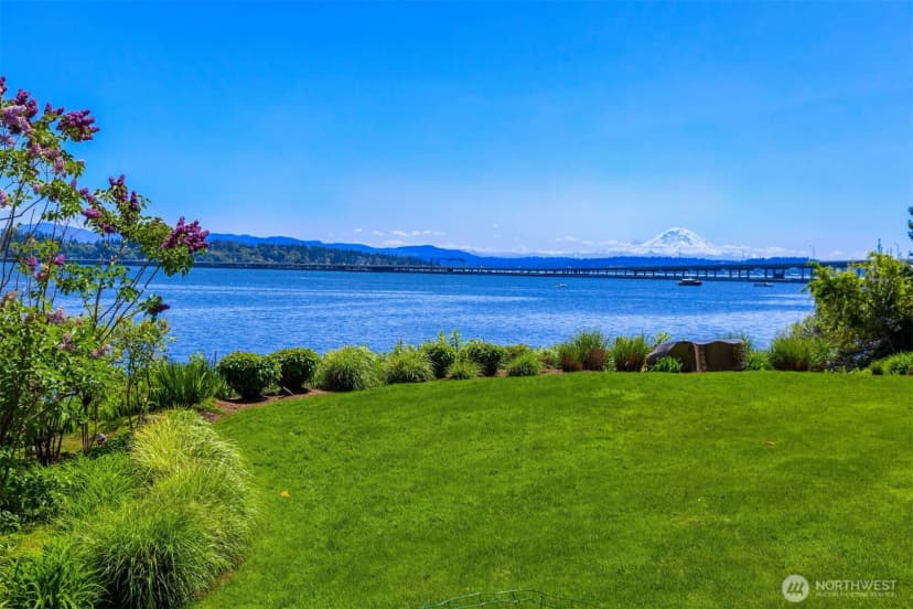 Property photo for 3038 E Laurelhurst Drive Ne, Seattle photo 12
