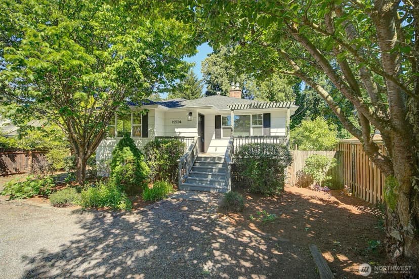 Property photo for 15524 Midvale Avenue N, Shoreline