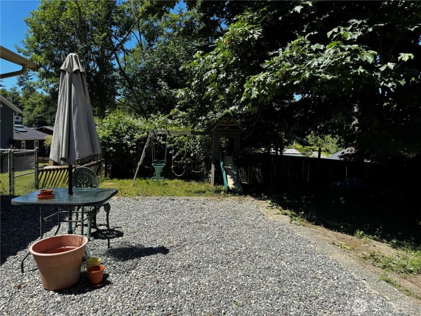 Property photo for 4342 Herring Street, Langley photo 17