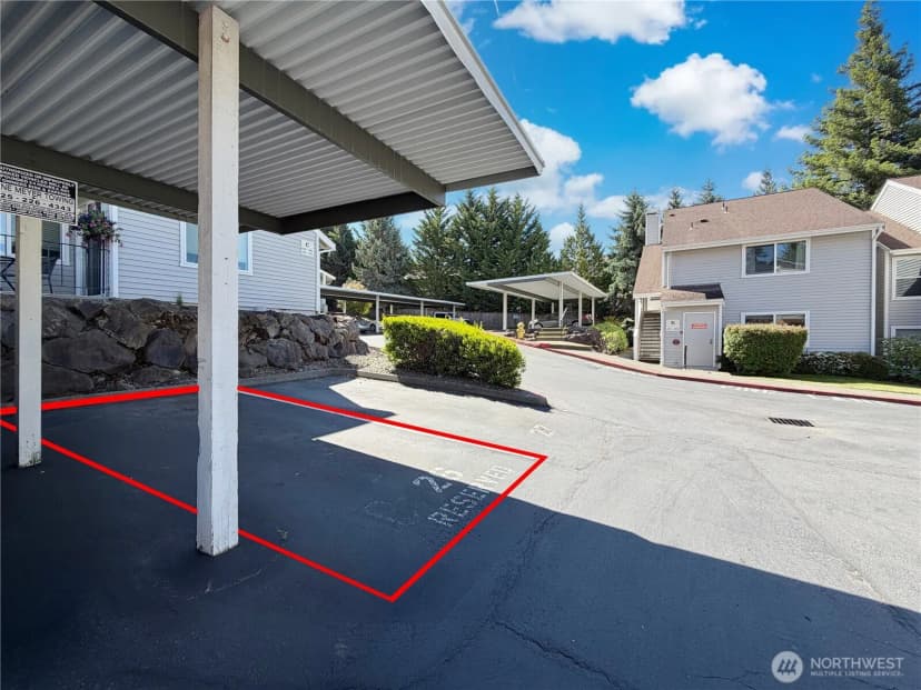 Property photo for 1626 Grant Avenue S #e101, Renton photo 2