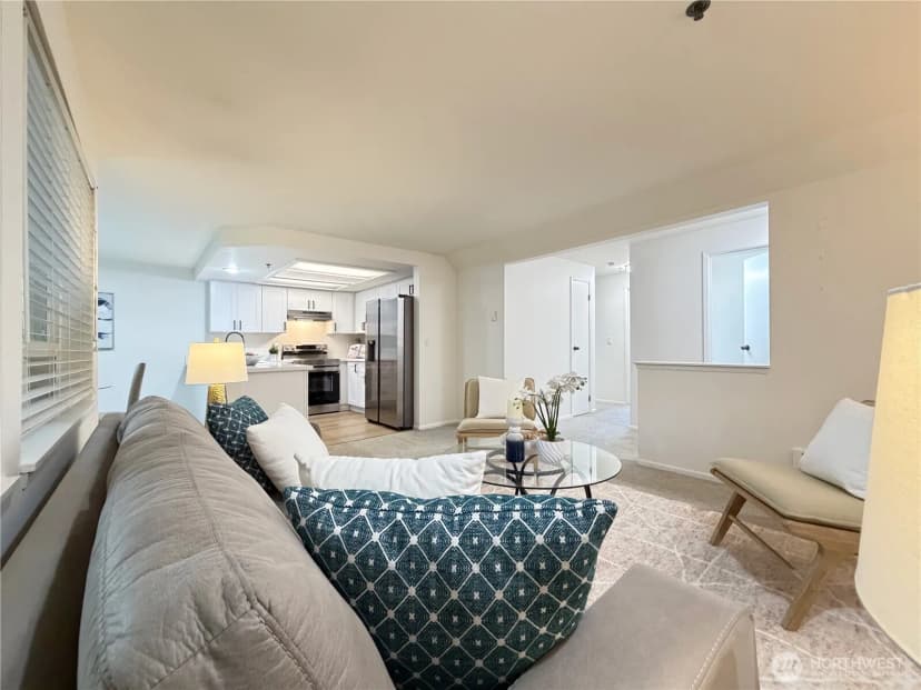 Property photo for 1626 Grant Avenue S #e101, Renton photo 3