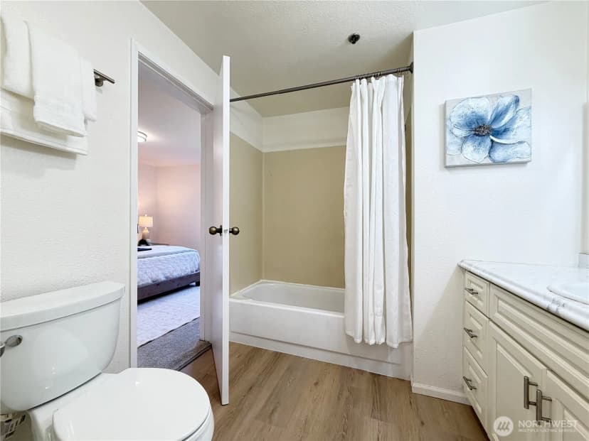 Property photo for 1626 Grant Avenue S #e101, Renton photo 29
