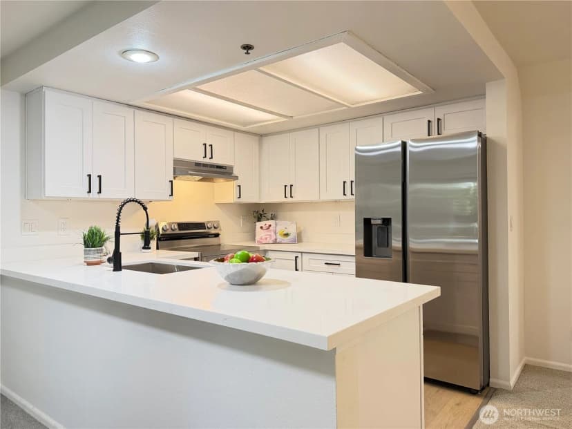 Property photo for 1626 Grant Avenue S #e101, Renton photo 7